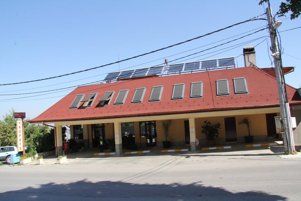 Hotel - Restaurant Chairite *