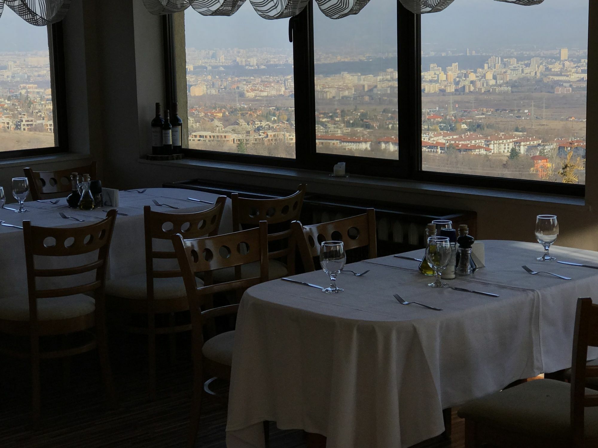 Hotel - Restaurant Chairite *